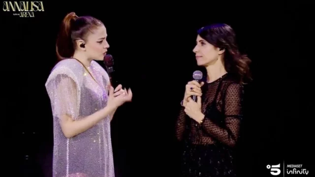 Annalisa e Giorgia cantano Come Saprei e sono da pelle d'oca