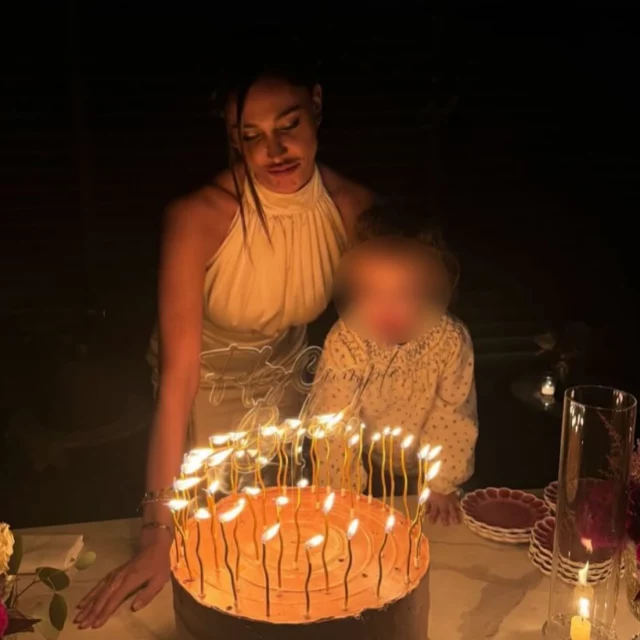 Belen Rodriguez festeggia il compleanno con la figlia