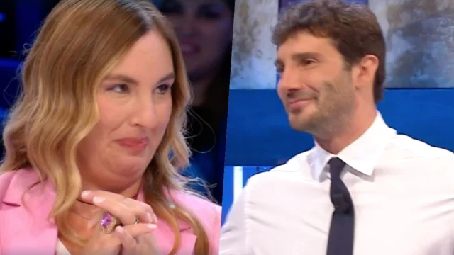 Affari Tuoi, una concorrente apprezza il lato B di Stefano De Martino