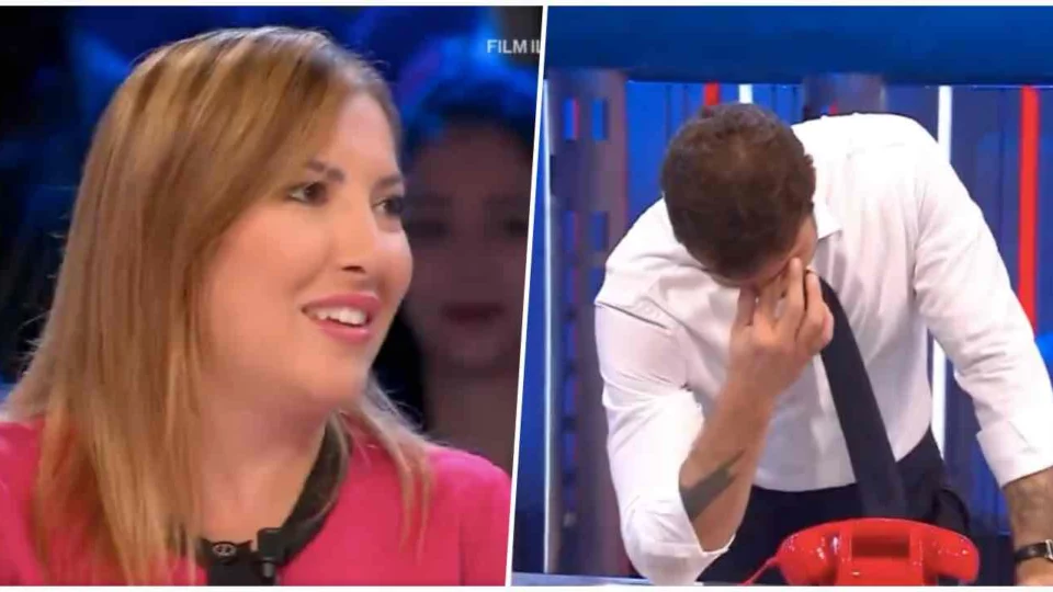 Affari Tuoi, Alessia dalla Calabria loda il gluteo di De Martino e lo imbarazza (VIDEO)