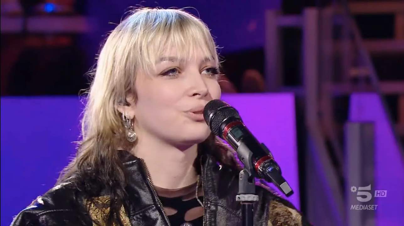 La partecipazione di Mew a Sanremo Giovani è a rischio a causa di un problema di salute