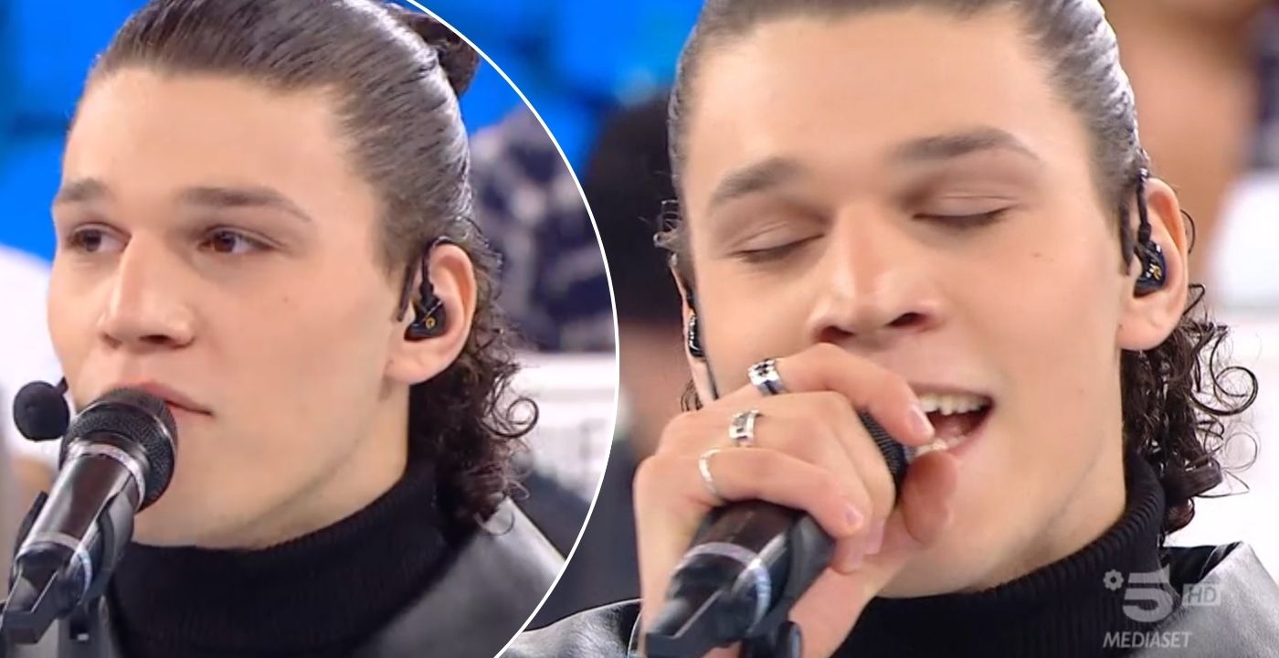 Nicolò incanta ancora sulle note di Someone Like You ad Amici: “Bellissimo, stupendo” (VIDEO)