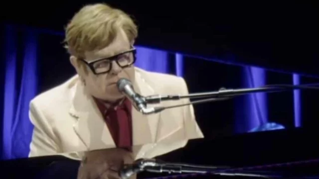 elton john vista