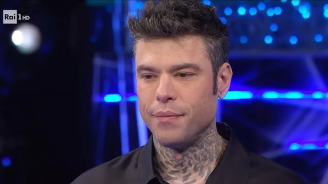 Fedez potrebbe aver fatto uno spoiler sul duetto a Sanremo 2025