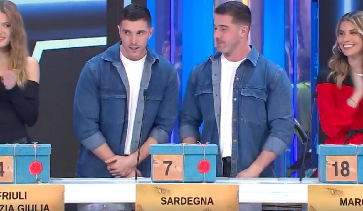 Affari Tuoi, i gemelli sardi Andrea e Alessandro conquistano il pubblico