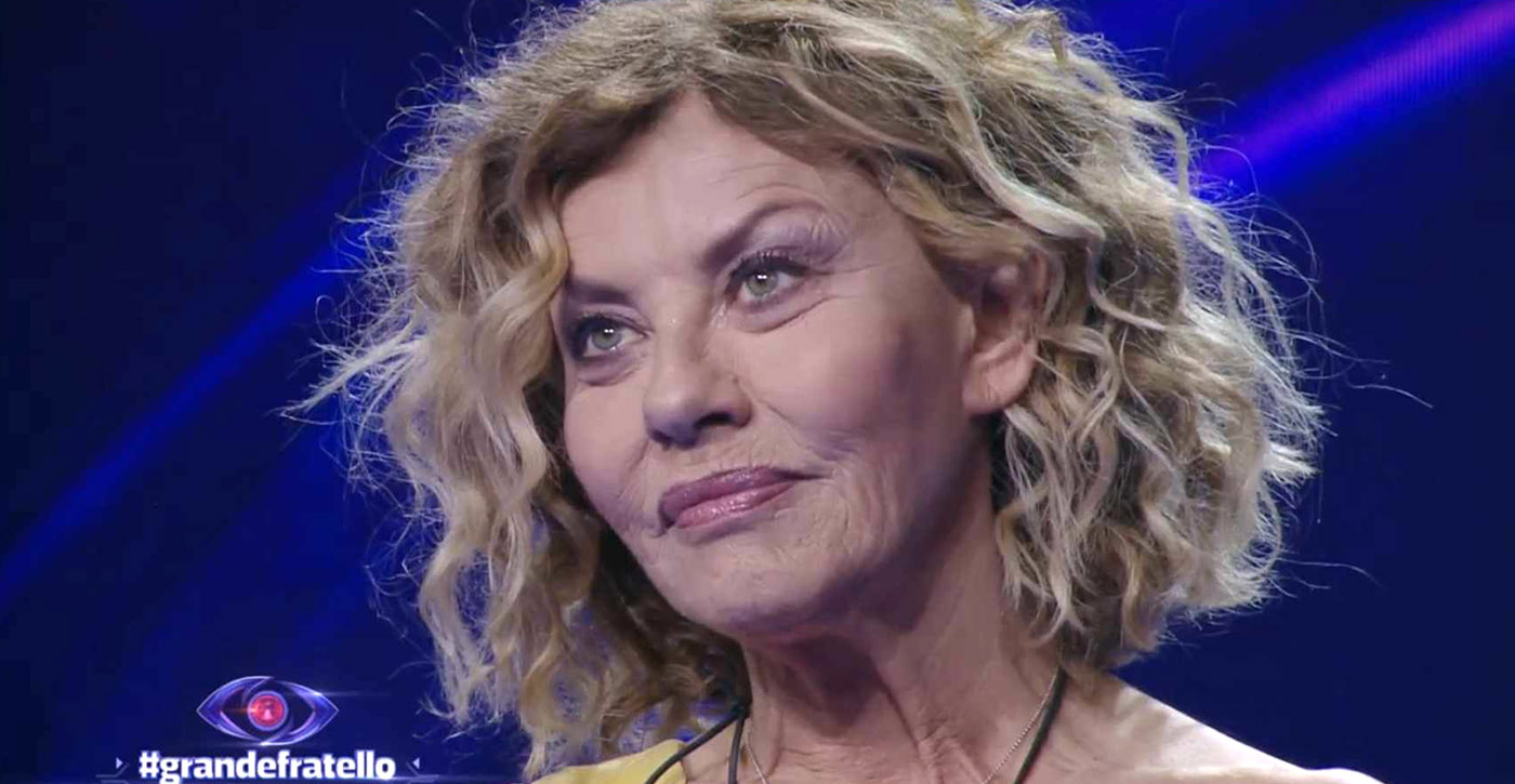 Grande Fratello, Eva racconta le sue difficoltà per la dislessia