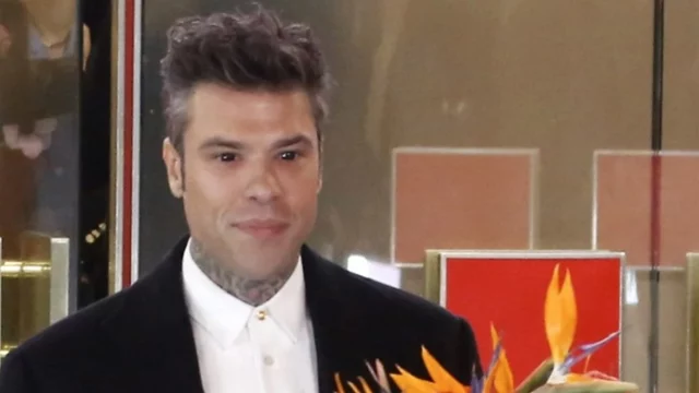 Fedez, ecco perché aveva gli occhi neri a Sanremo 2025